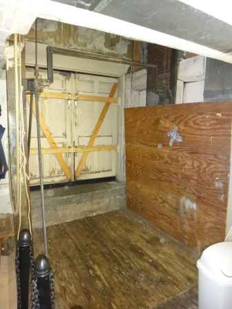 The old oits elevator.jpg